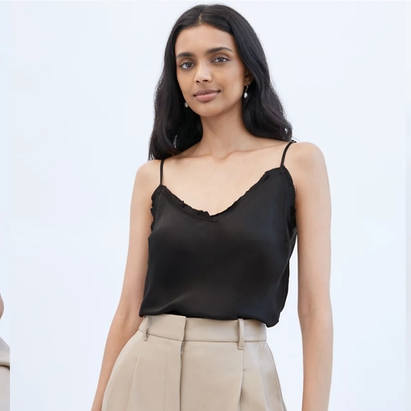 NWOT aritzia wilfred ruffle camisole averio M - Picture 4 of 13